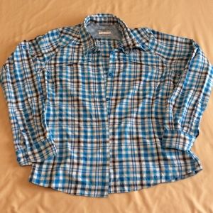 Ladies  Columbia Omni Shade long sleeve shirt